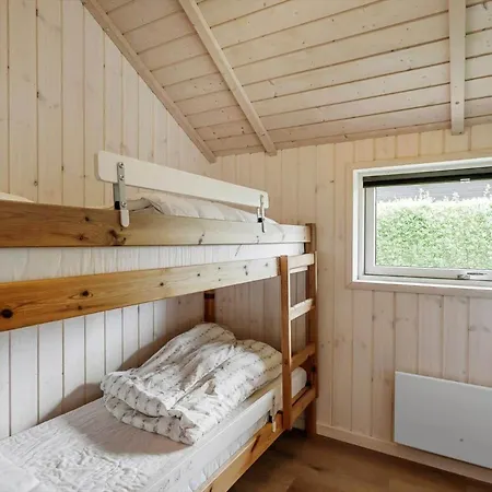 Fa066-faxe-ladeplads-engsvinget-5 Fakse Ladeplads